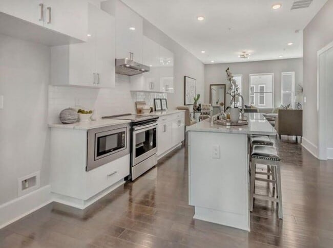 Building Photo - Modern Living in the Heart of Atlanta Rental