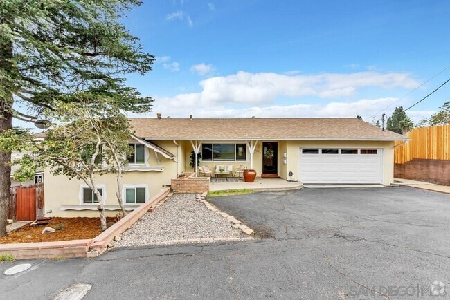 Building Photo - 6789 Alamo Way Rental
