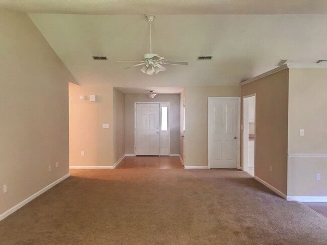 Photo - Myrtle Beach - 3 Bedroom / 2 Bathroom House