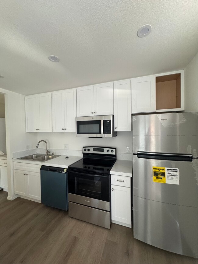 Building Photo - 74430 Driftwood Dr