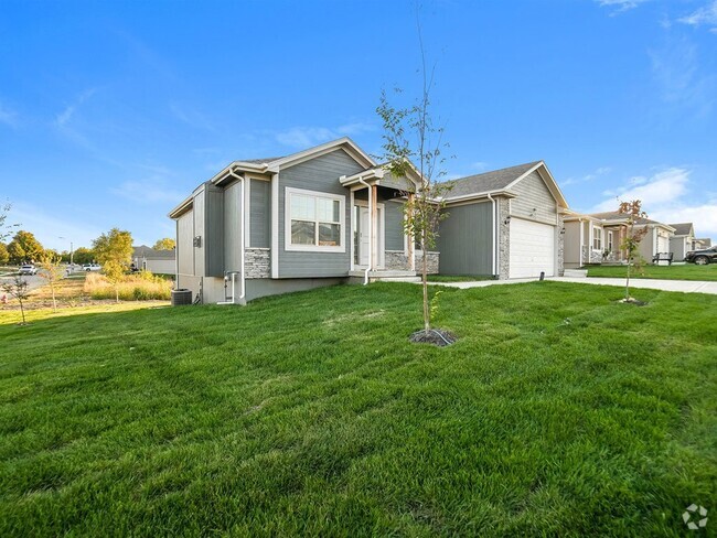 Building Photo - Tall Grass Luxury Rental Homes