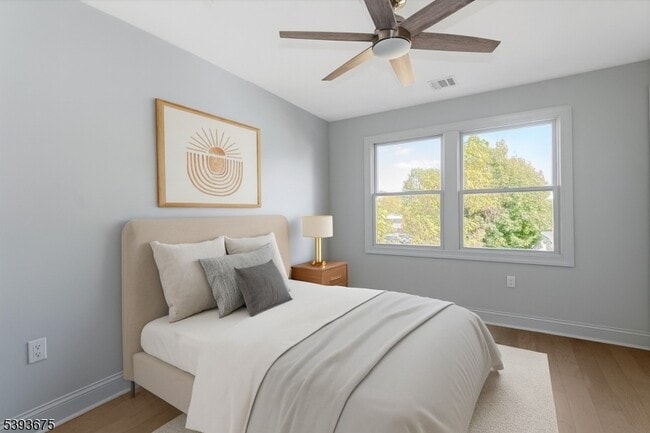 Photo - 617 Ripley Pl