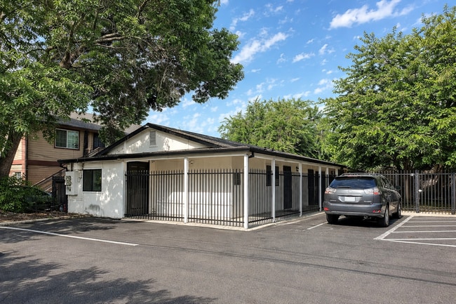 Photo - 3445 Altos Ave Unit 3445