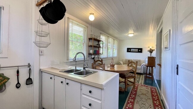 Photo - FURNISHED 1 Bedroom Downtown SLO, Utilities Included