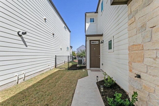 Photo - 7312 Travertine Spring Dr