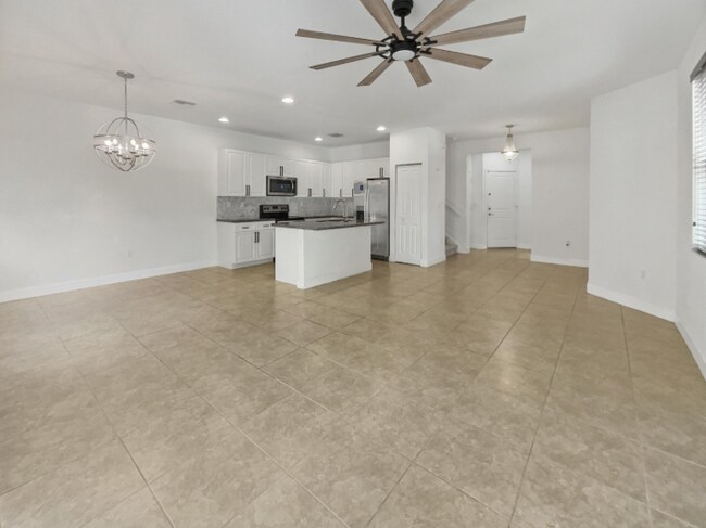 Photo - 4879 NW 55th St