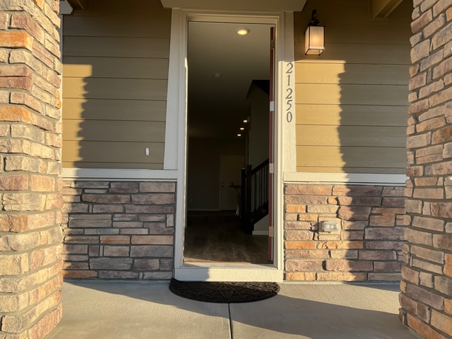 Photo - 21250 E Radcliff Pl