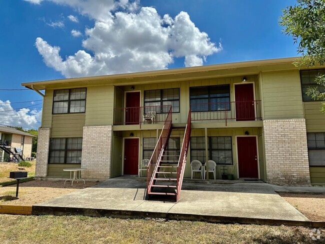 Building Photo - 102 Lady Bird Ln Rental