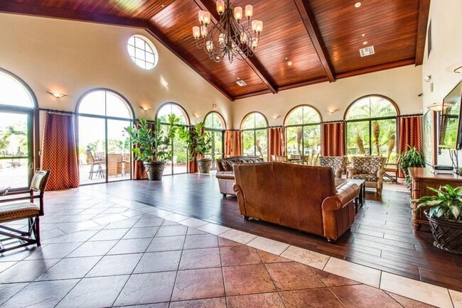 Photo - 9555 Phipps Ln