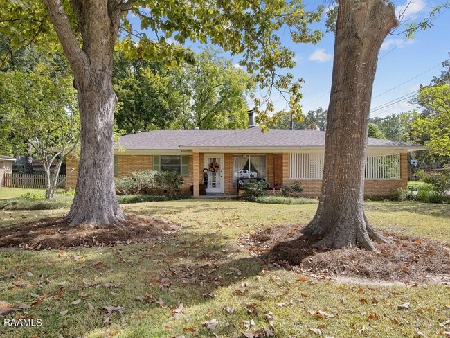 Photo - 115 Brighton Dr