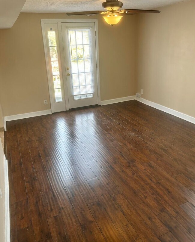 Photo - 1719 William Howard Taft Rd Unidad 1719-2