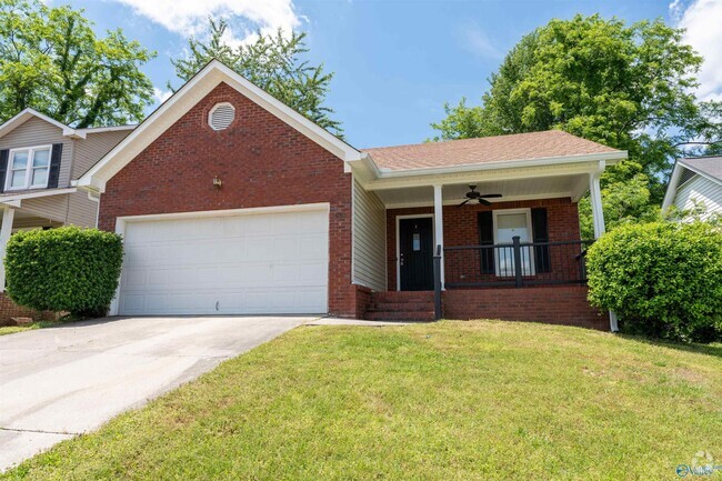 Building Photo - 236 Shadowbrook Ln NE Rental