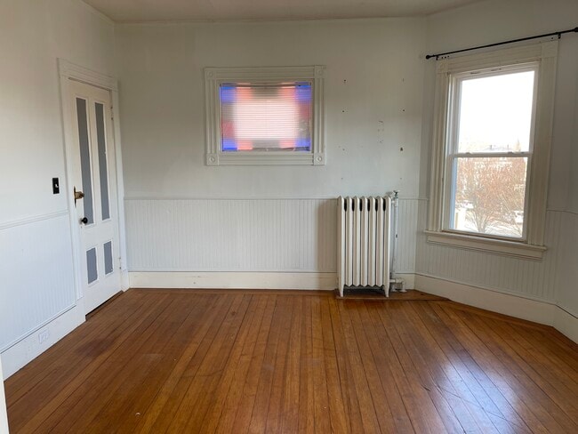 Photo - 346 Broadway Unit 2