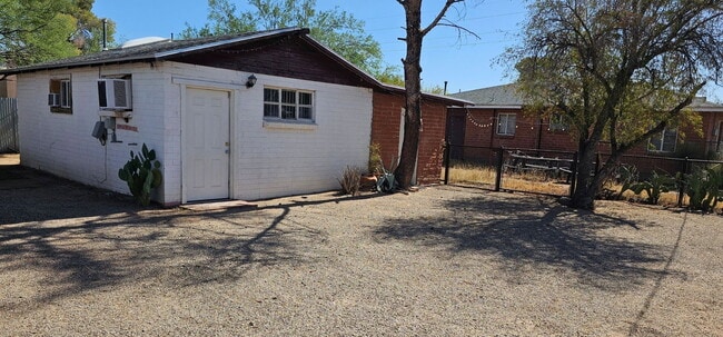 Photo - 3441 N Mountain Ave Unit guest house