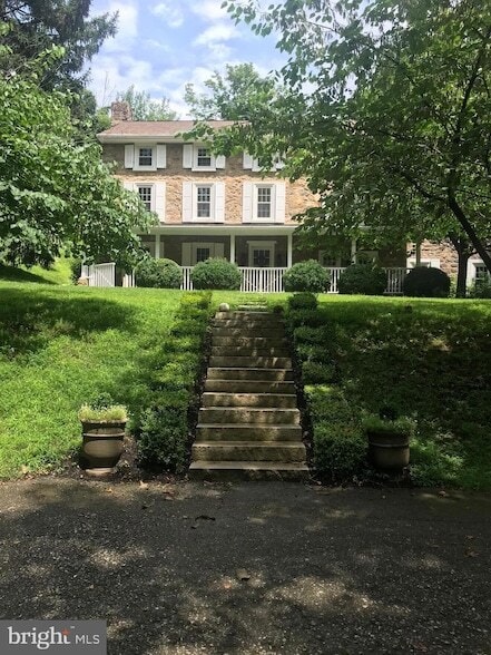465 Clothier Springs Rd