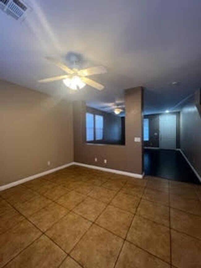 Photo - SUMMERLIN 4 BEDROOM HOME!