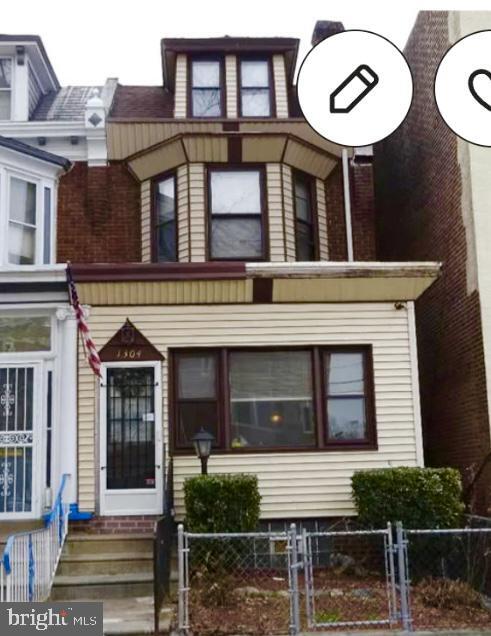 Photo - 1304 Harrison St Townhome