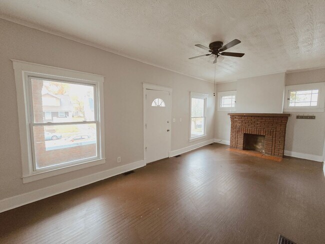 Photo - Spacious Three Bedroom Home