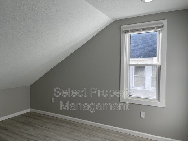 Photo - 1421 Swinney Ave