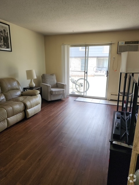 Building Photo - 813 11th Ave S Unit 3 Rental