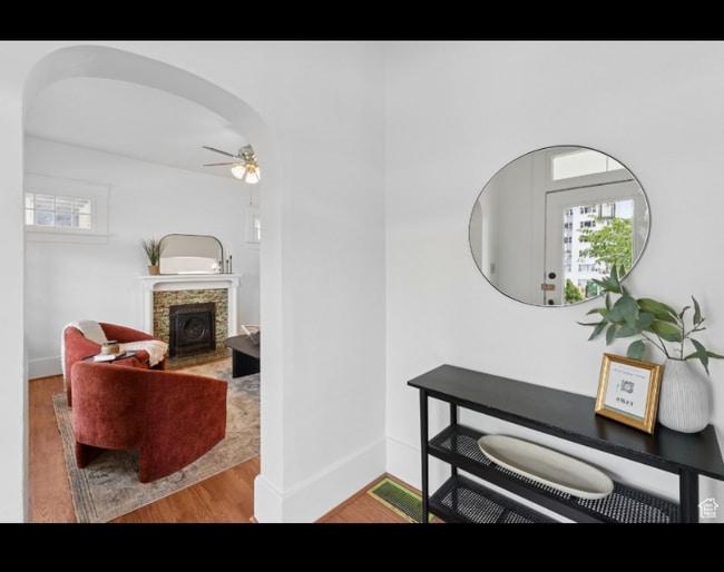 Photo - 467 S 1300 E