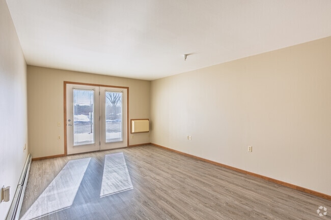 2BR, 1BA - 925SF - Living Room - Applegate II