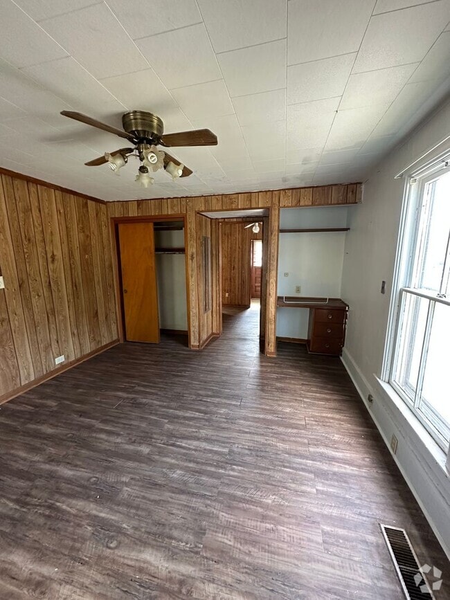 Building Photo - 3-Plex - Mitchellville Unit 3 Rental