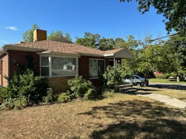 1835 Downington Ave DUPLEX - 1835 Downington Ave DUPLEX Apartment Unit 1804