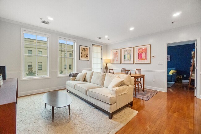 Photo - 727 Monroe St Unidad 306