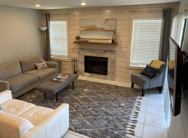 Photo - 604 Highcrest Dr Unit The Hideaway