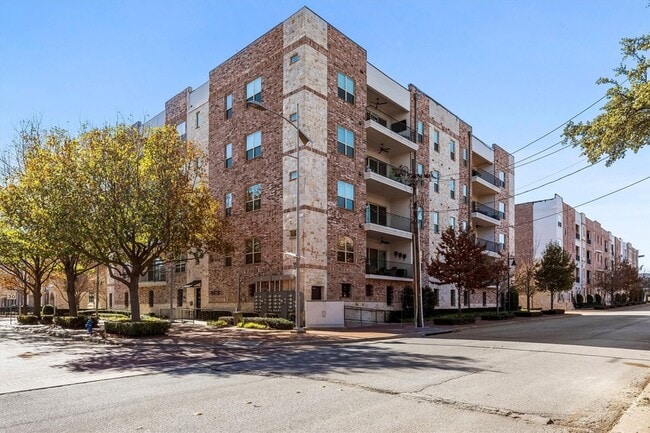 Photo - 15875 Spectrum Dr Unit 1106