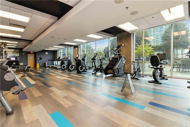 Photo - 400 W Peachtree St NW Unit 2504