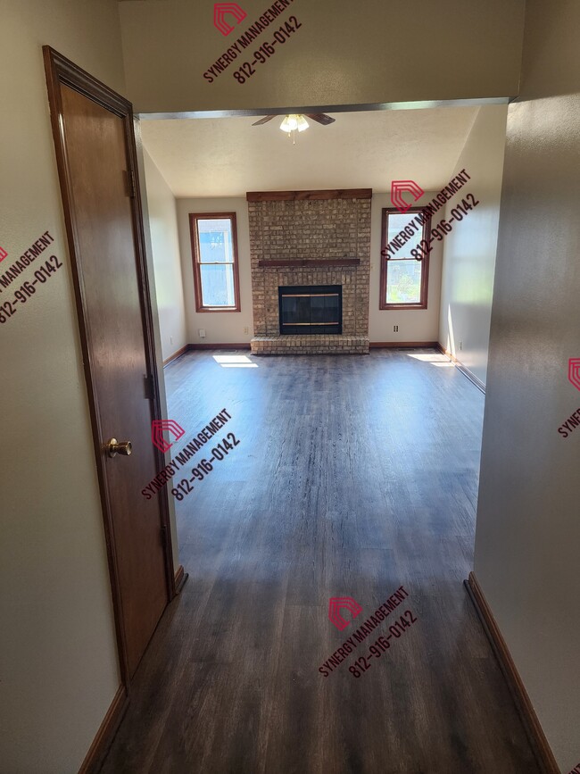 Photo - 4911 Shenandoah Ave