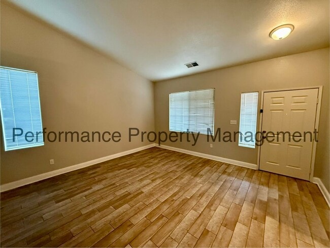 Photo - Stunning 4 Bed/2 Bath Riverlakes Home w/ Solar & $0 Deposit Option