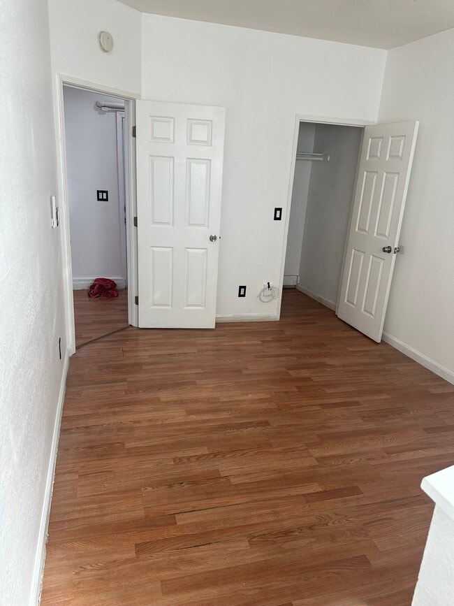 Building Photo - 284 Limerick Way Unit # B