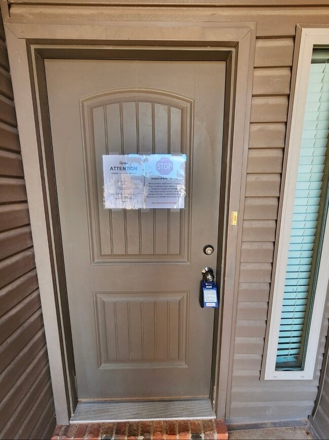 Photo - 3 bed 2 bath 2 car garage in Lone Star Trails!