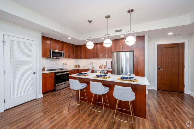 2BR, 2BA – 909SF - Kitchen