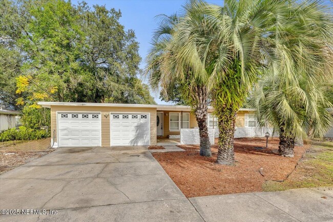 Building Photo - 6643 Greenfern Ln Rental