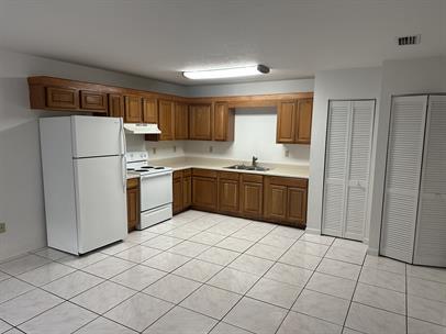 Photo - 1550 N Delaware Ave