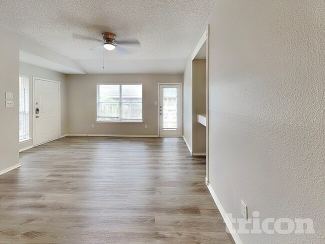Photo - 6508 Brookhaven Trail