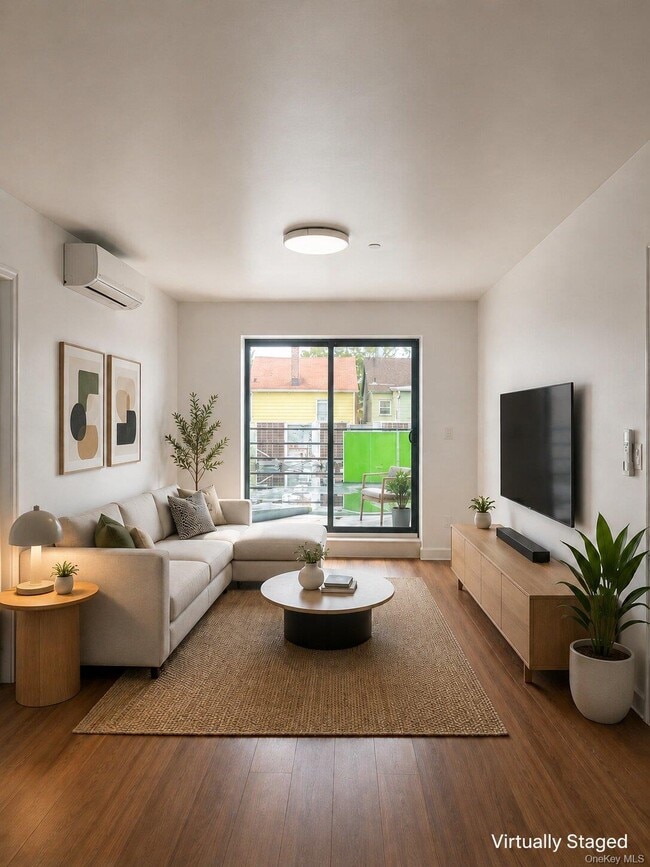 22-30-30 College Point Blvd Unit 2G