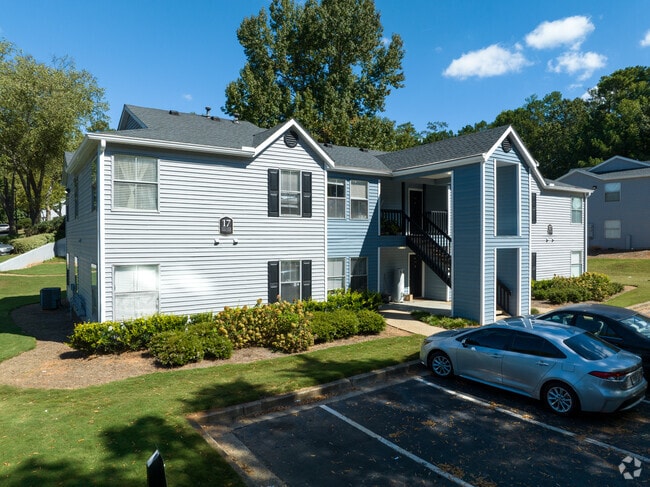 Enclave at Roswell Apartments