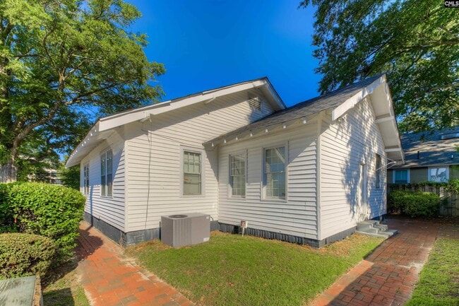 Photo - 710 Heidt St