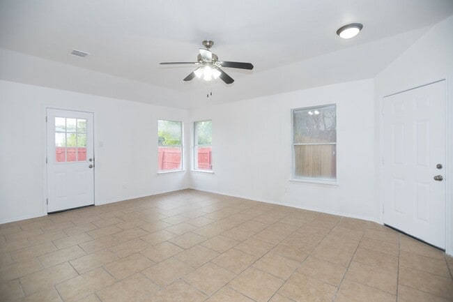 Photo - Nestled in Round Rock neighborhood.