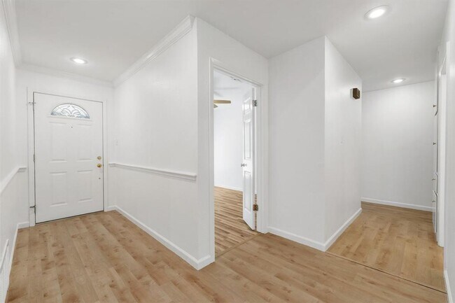 Photo - 11904 Highland Oaks Trail