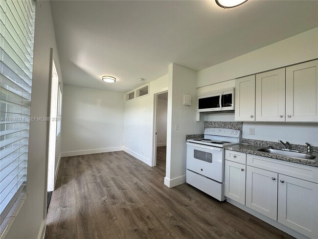 Photo - 2309 Madison St Unit 2