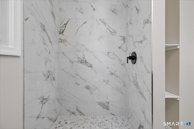 Photo - 38 Bristol St Unit 1