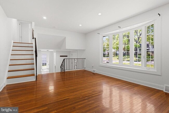 Photo - 1325 Osbourne Ave