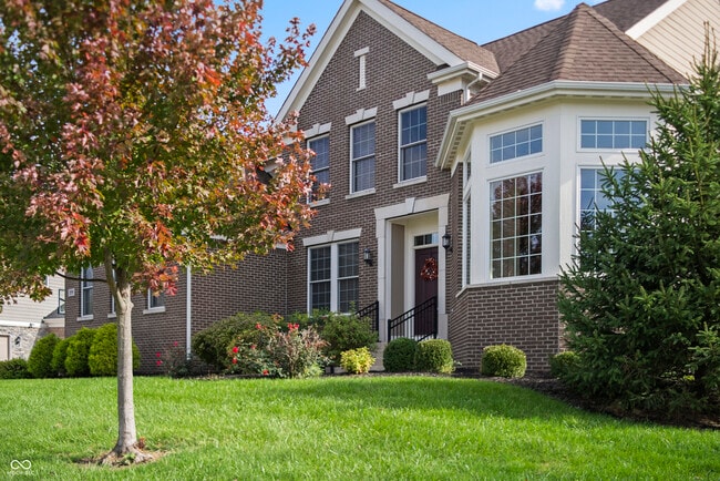 10599 Geist View Dr
