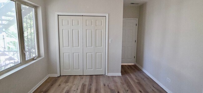 Photo - 6439 S St Lawrence Ave Unit 2